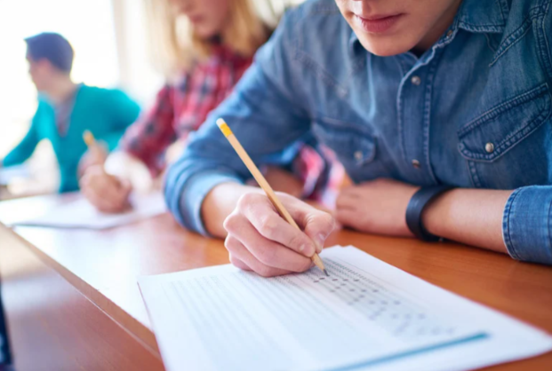 Read more about the article UCAT 突破術：6 週從弱點到高分的實戰計畫