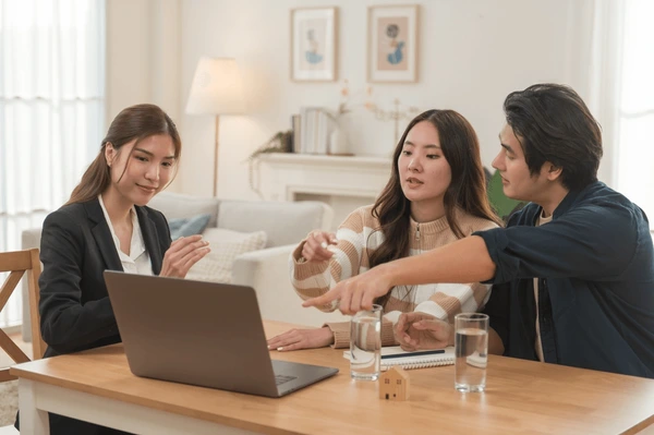 Read more about the article 英文面試表達提升指南：從中三開始可以做什麼？