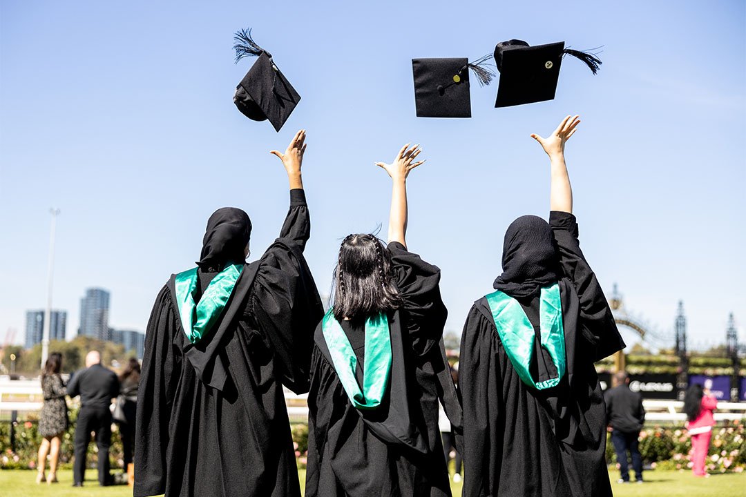 Read more about the article 【升學及就業】常春藤畢業生的就業前景：2026 年數據全解析