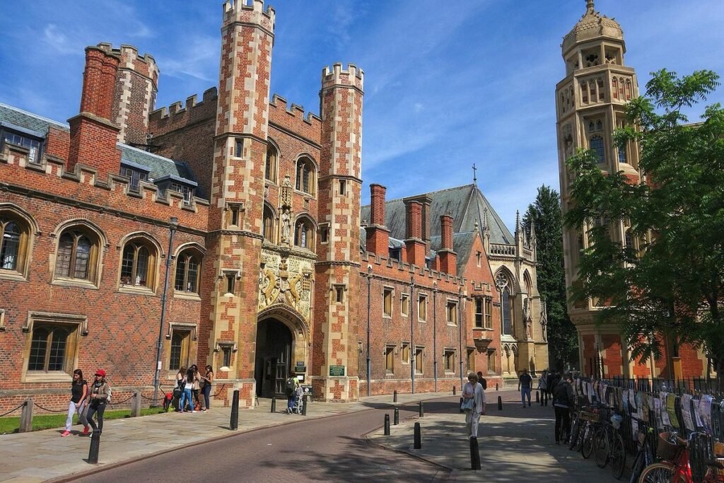 劍橋大學校園建築及國王學院禮拜堂外觀, University of Cambridge campus architecture and King's College Chapel, 剑桥大学校园建筑及国王学院礼拜堂外观